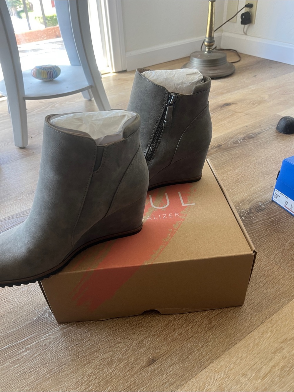 SOUL Naturalizer Gray Suede Ankle Booties - Picture 4 of 9
